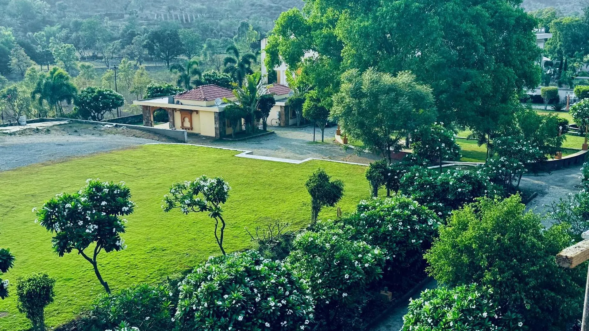 Udaipur Valley Paradise -A Luxury Stay In Mountains 4*,  Hindistan