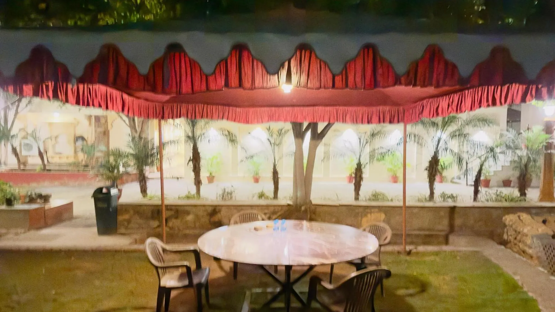 Udaipur Valley Paradise -A Luxury Stay In Mountains Hindistan
